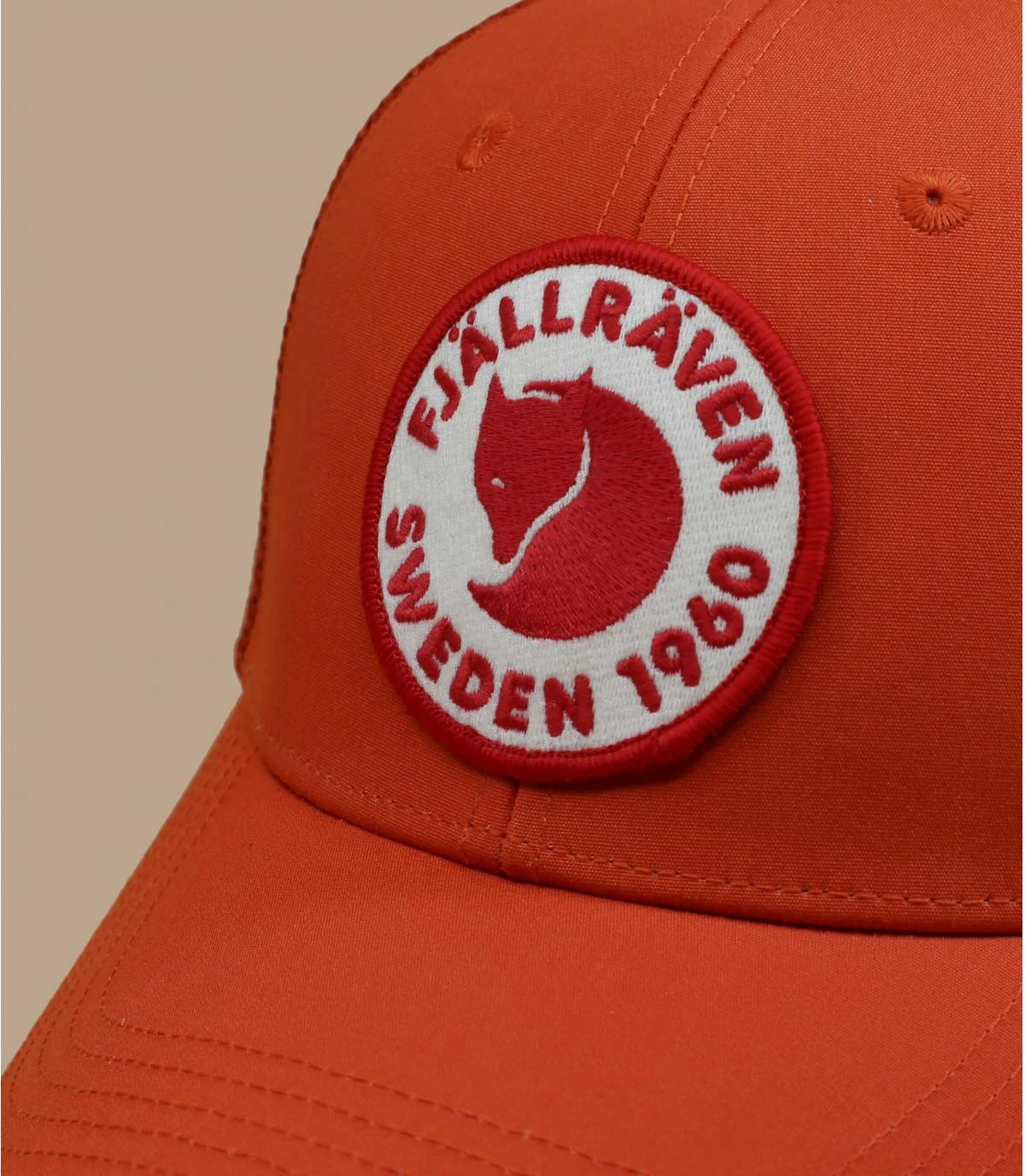 Fjallraven 1960 Logo Langtradarkeps Rowan Red 2 Fjallraven 1960 Logo Langtradarkeps Rowan Red – Image 2