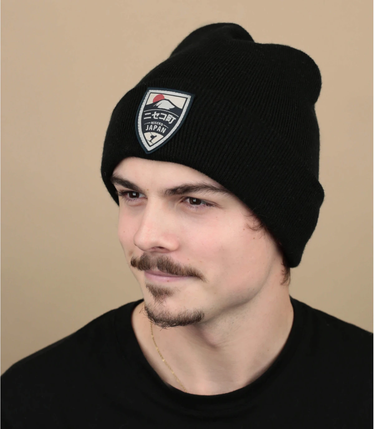 Bonnet Niseko Black 1 Bonnet Niseko Black