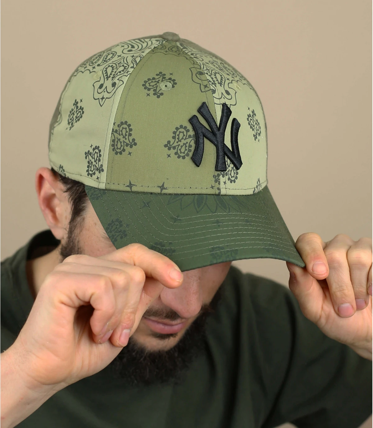 NEW ERA Casquette Paisley Print 940 NY Olive 1 NEW ERA Casquette Paisley Print 940 NY Olive