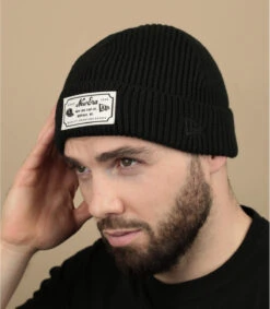NEW ERA NE Patch Short Cuff Beanie Black