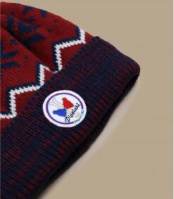 Odaia Dark Red -Chapeau De Mode odaia dark redbonnet20bordeaux20bleu20pompon