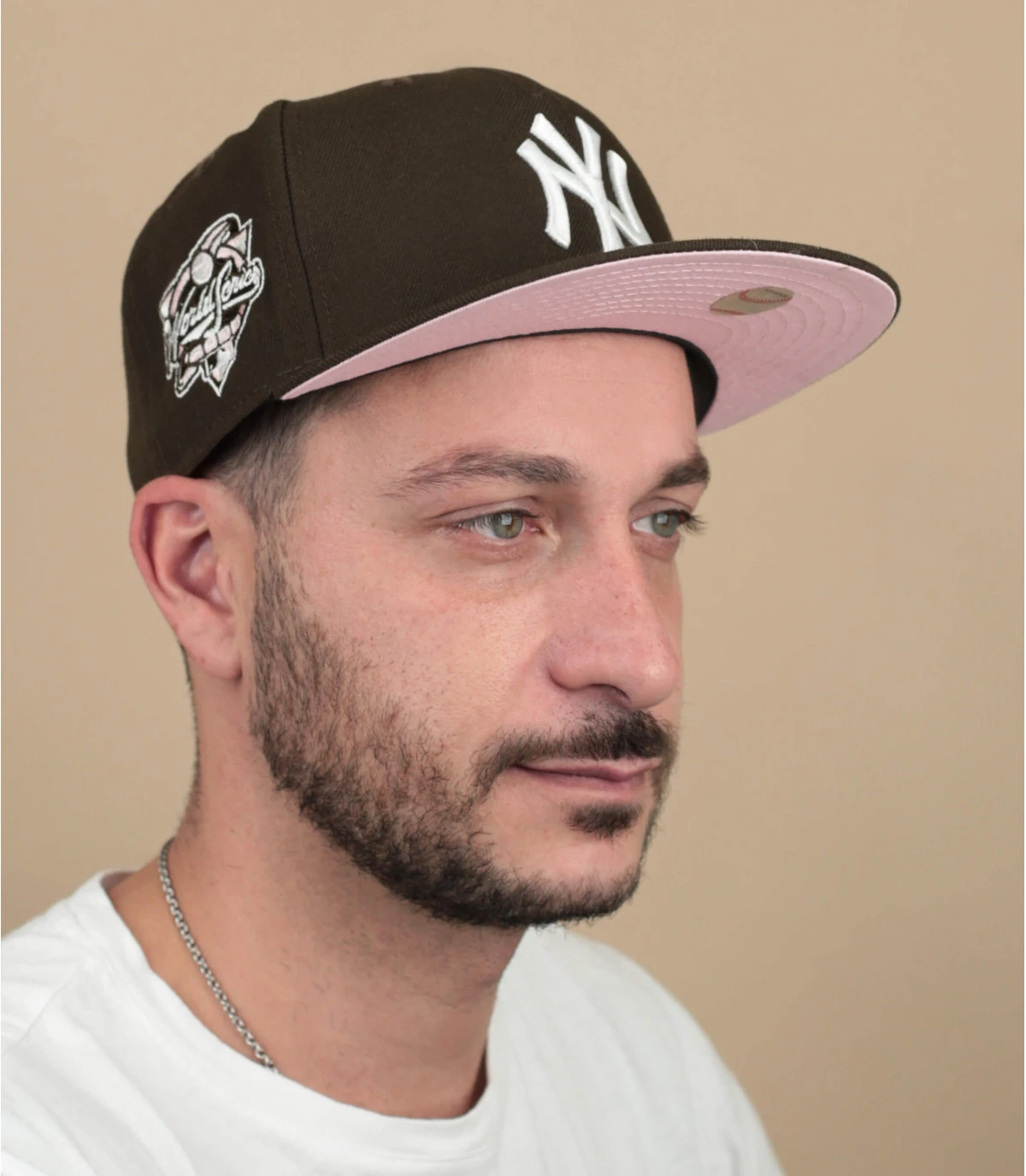 NEW ERA Side Patch 5950 NY Yankees Walnut Pink 1 NEW ERA Side Patch 5950 NY Yankees Walnut Pink