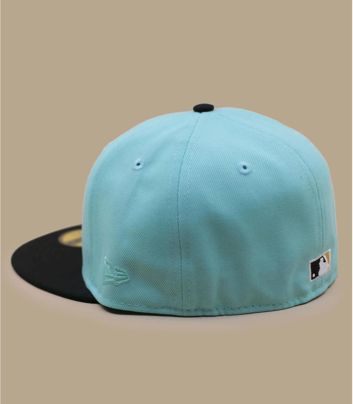 NEW ERA Side Patch 59Fifty New York Yankees Blue Tint Black 5 NEW ERA Side Patch 59Fifty New York Yankees Blue Tint Black – Image 5