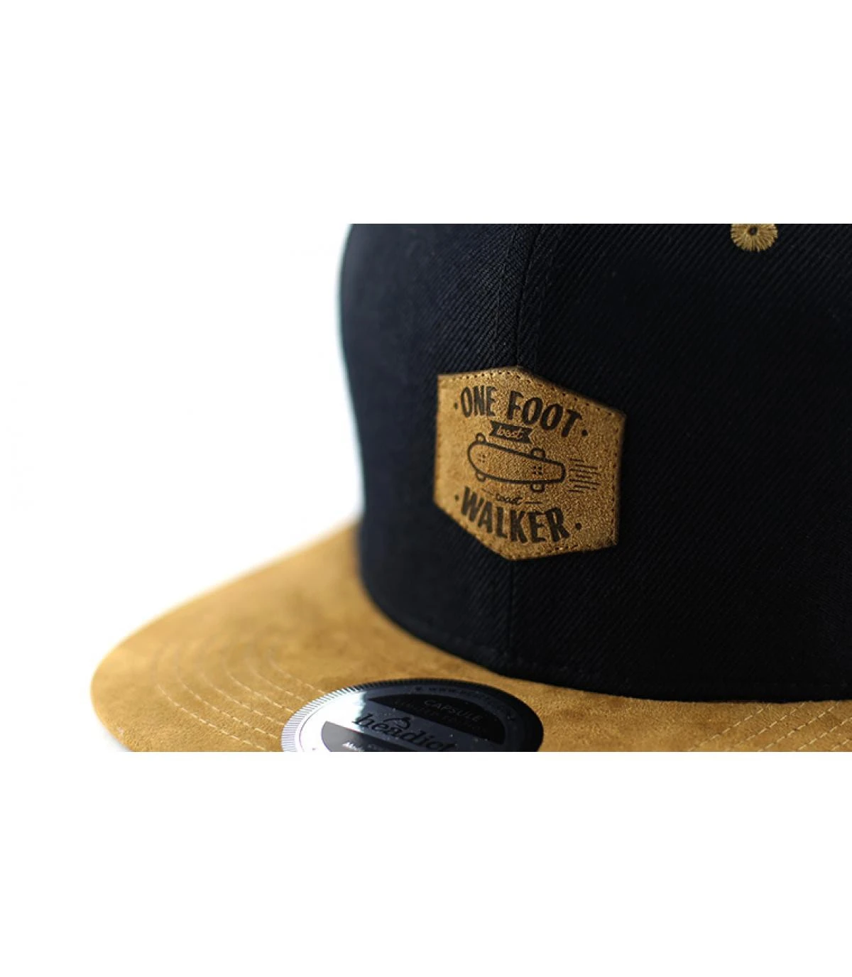 Snapback One Foot Walker Black Brown 3 Snapback One Foot Walker Black Brown – Image 3