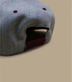 Snapback West Land Grey Burgundy -Chapeau De Mode snapback west land grey burgundy 1
