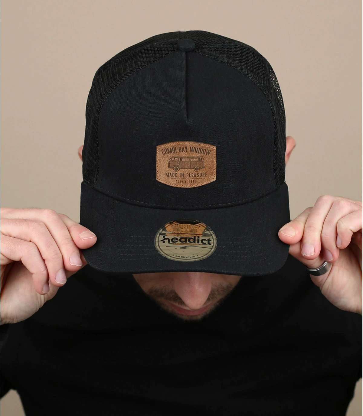 Trucker Combi Bay Window Black 1 Trucker Combi Bay Window Black