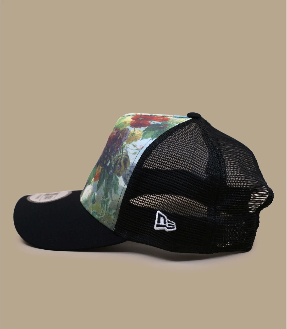 NEW ERA Trucker Le Louvre Vase De Fleurs 4 NEW ERA Trucker Le Louvre Vase De Fleurs – Image 4