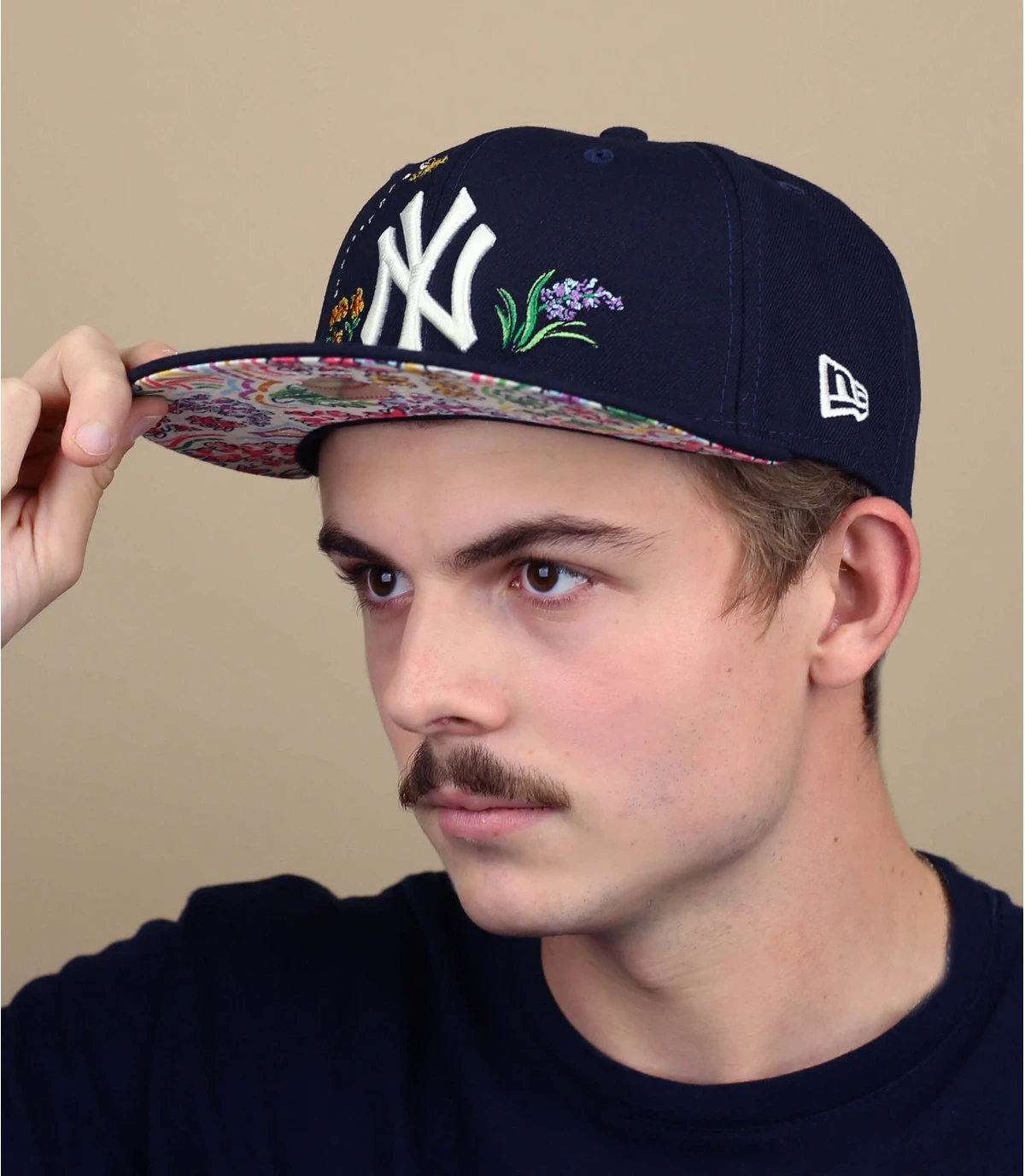 NEW ERA Watercolor Floral 5950 NY Yankees 1 NEW ERA Watercolor Floral 5950 NY Yankees
