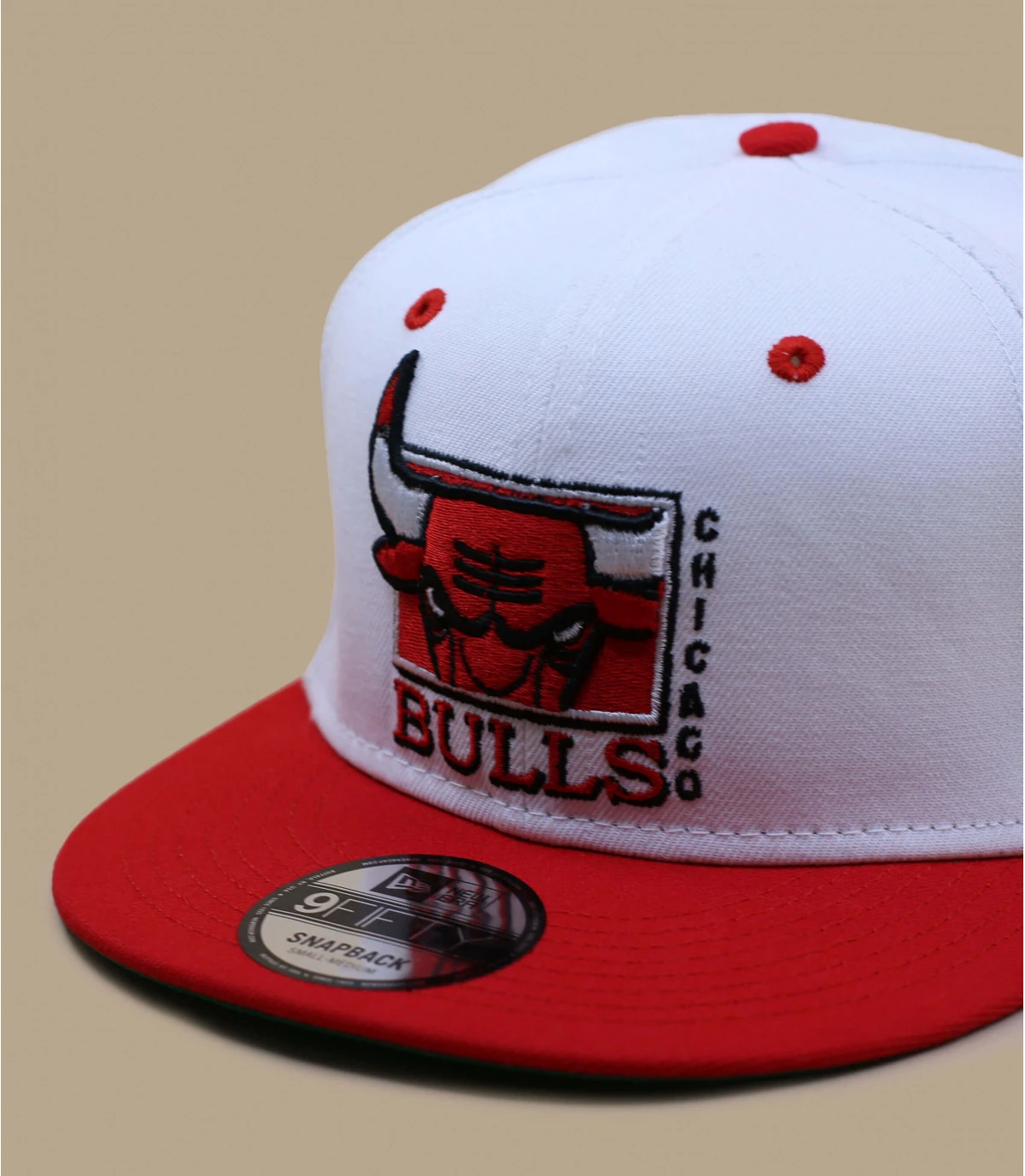 NEW ERA White Crown 950 Bulls 3 NEW ERA White Crown 950 Bulls – Image 3