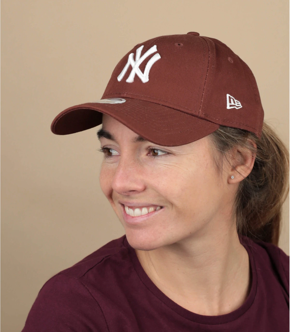 NEW ERA Wmn League Ess 9Forty NY Walnut Brown 1 NEW ERA Wmn League Ess 9Forty NY Walnut Brown
