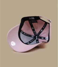NEW ERA Wmn Metallic Logo NY Pink Silver -Chapeau De Mode wmn metallic logo ny pink silver 5